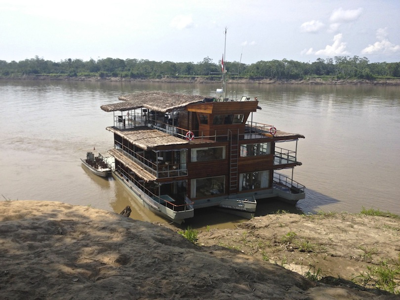 4 Days / 3 Nights On The Delfin I Luxury Amazon River Cruise 25 Delfin