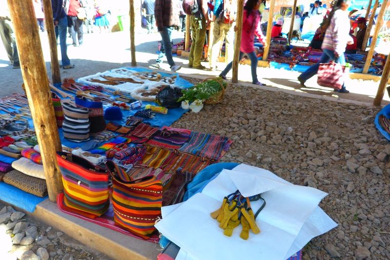 pisac tour - market