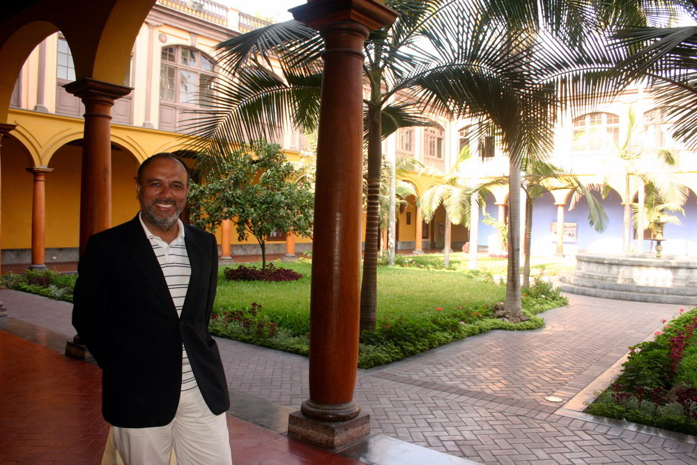 Luis Villacorta Aracari specialist guide