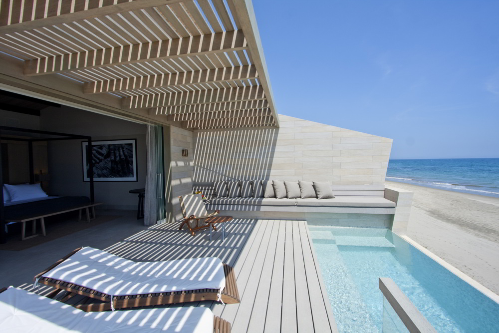 arennas-junior-villa-piscina