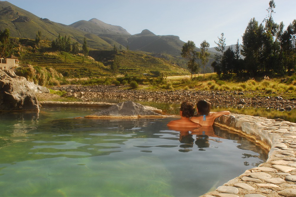 Colca pool resized 1