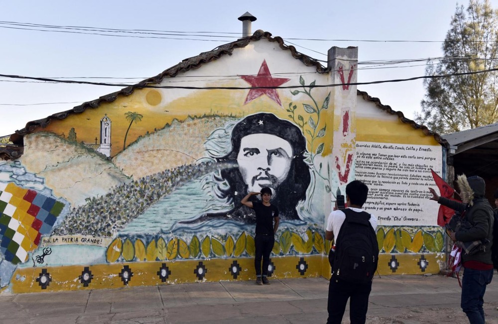 The Che Route wall
