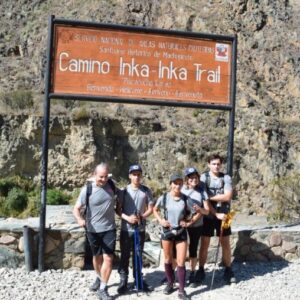 family inca trail entrance