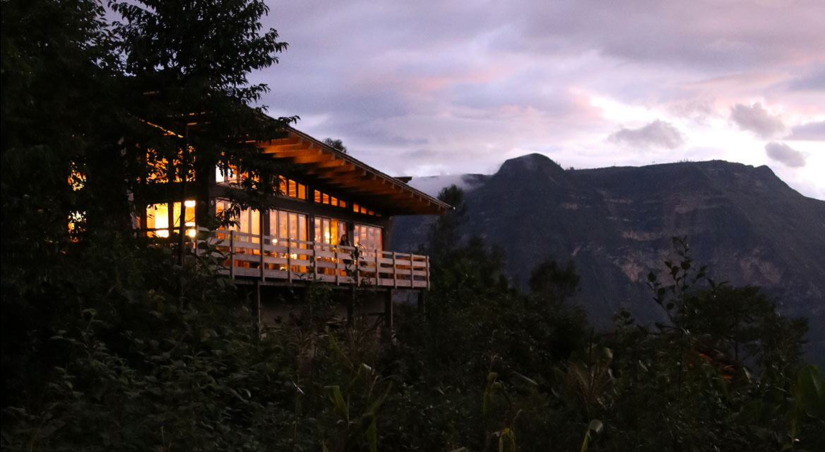 Gocta Natura Outside