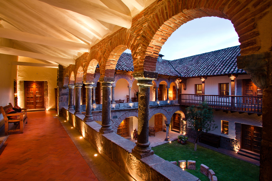 inkaterra-casona-patio