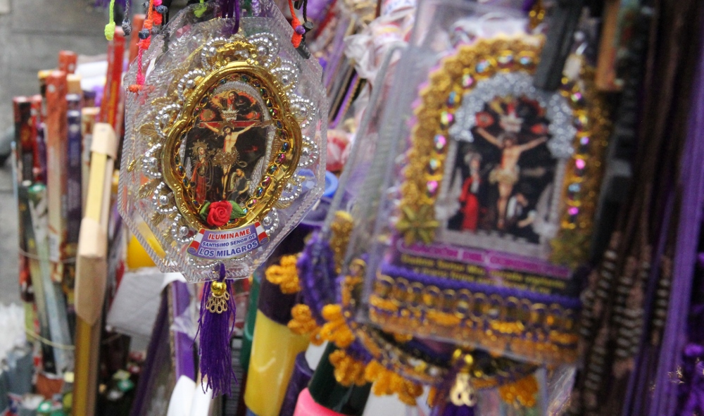 señor de los milagros charms