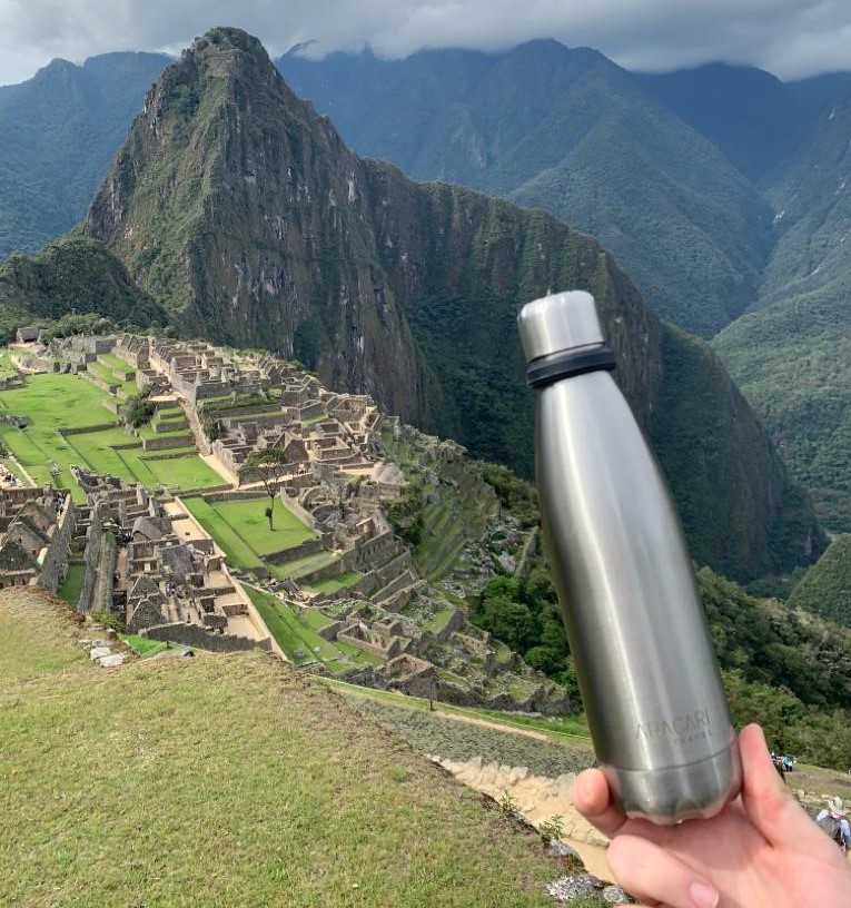 Aracari-fluye-water-bottles-machu-picchu
