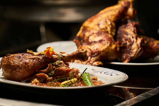 cooked chicken on white plate 2673353