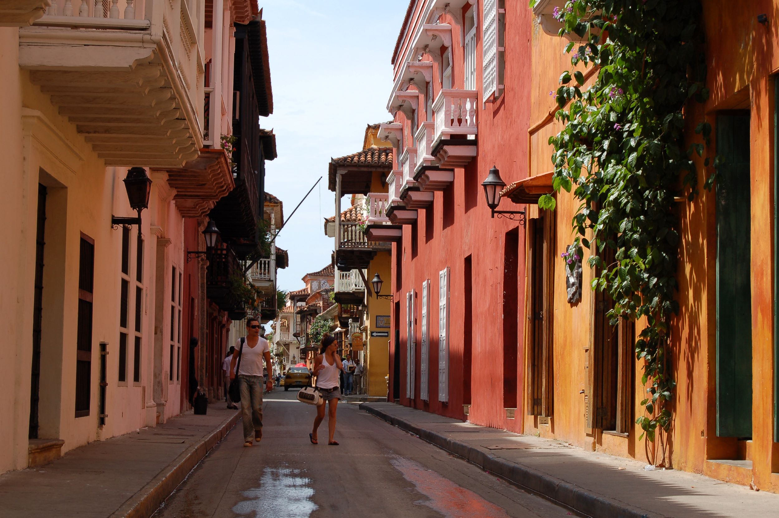 caminando por ciudad vieja