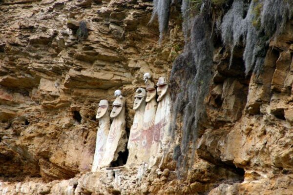 chachapoyas Sarcofagos de Karajias89